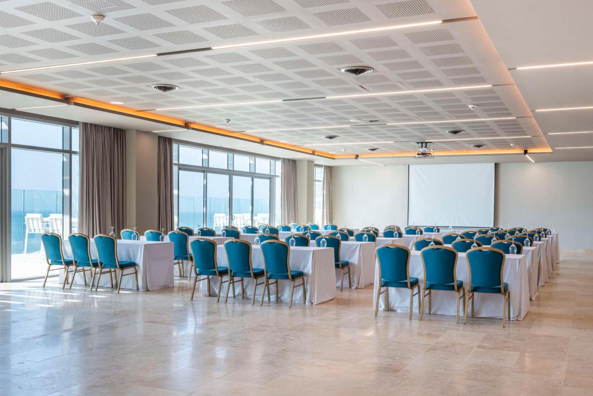 Hilton Santa Marta Hotel Exterior photo