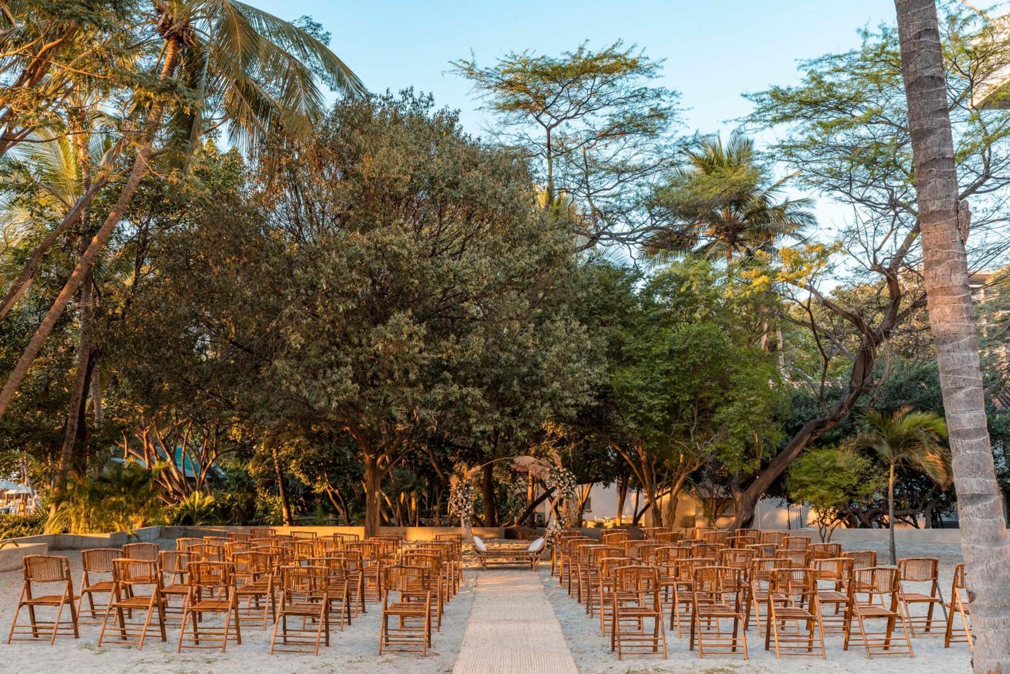 Hilton Santa Marta Hotel Exterior photo