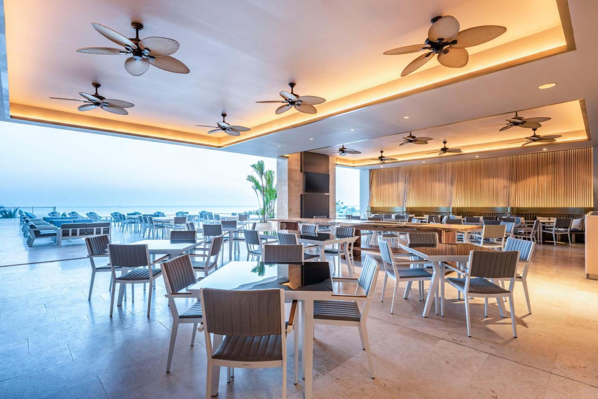 Hilton Santa Marta Hotel Exterior photo